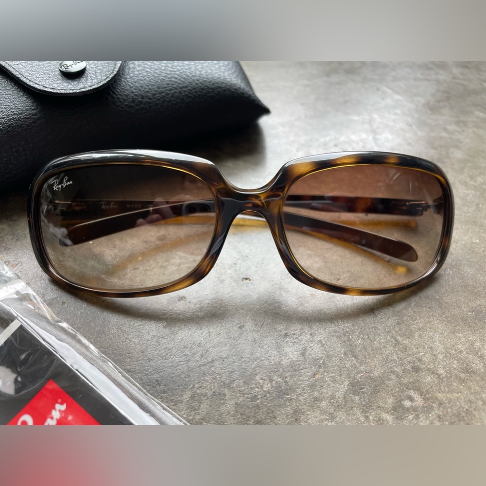 Ray Ban Sunglasses - RB 4131 710/13 3N
